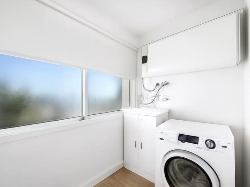 2 slaapkamer Appartement te huur in Radazul met garage - € 2.500 (Ref: 9990418)