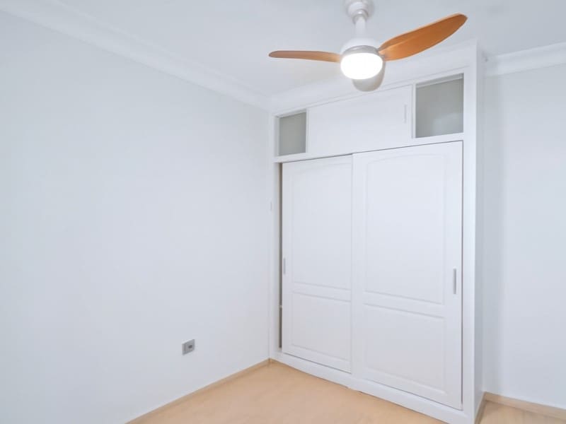 2 slaapkamer Appartement te huur in Radazul met garage - € 2.500 (Ref: 9990418)