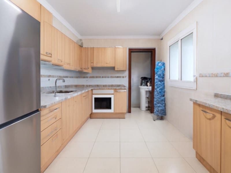 4 Zimmer Apartment zu vermieten in Radazul - 3.600 € (Ref: 9990419)