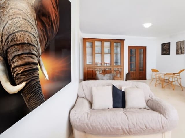 4 soverom Leilighet til leie i Radazul, El Rosario - € 3 600 (Ref: 9990419)