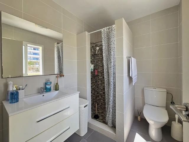 Appartement de 3 chambres à louer à Callao Salvaje - Playa Paraíso, Adeje - 3 500 € (Ref: 9990420)