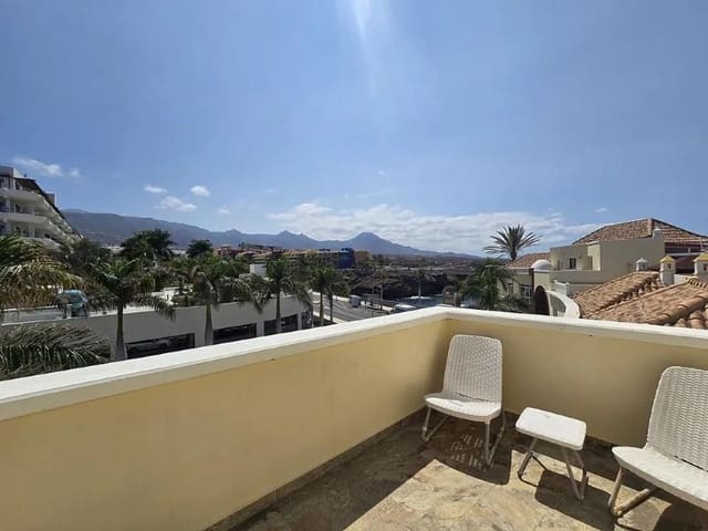 Appartement de 3 chambres à louer à Callao Salvaje - Playa Paraíso, Adeje - 3 500 € (Ref: 9990420)