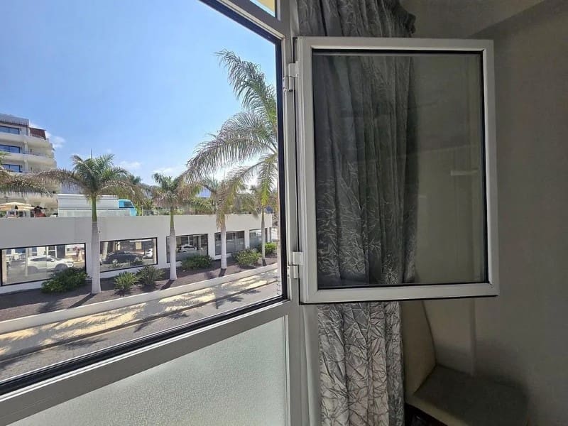 3 Zimmer Apartment zu vermieten in Adeje - 3.500 € (Ref: 9990420)