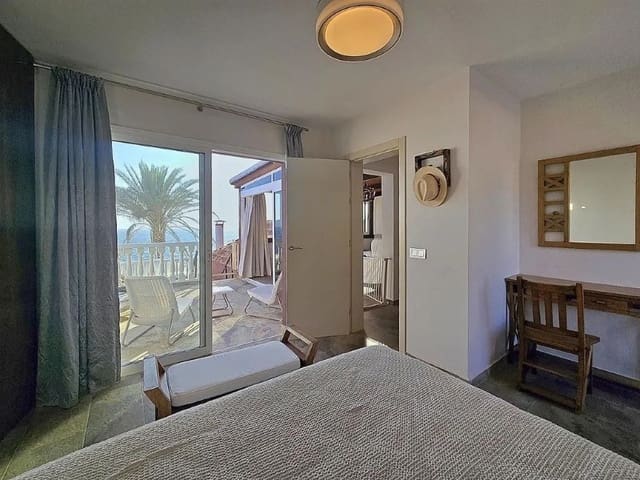 Appartement de 3 chambres à louer à Callao Salvaje - Playa Paraíso, Adeje - 3 500 € (Ref: 9990420)