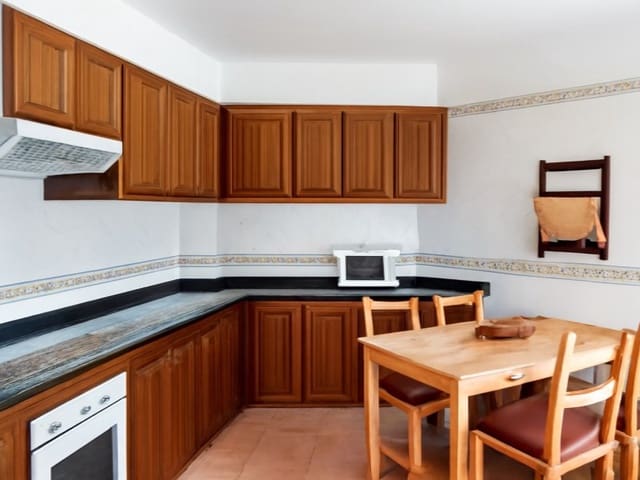 3 soverom Leilighet til leie i Puerto de la Cruz - € 3 000 (Ref: 9990421)