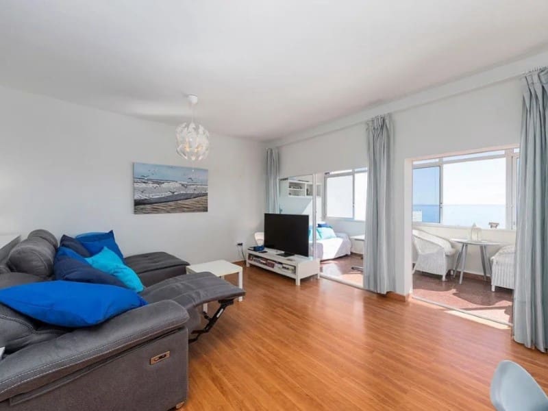 2 bedroom Apartment for rent in El Medano with garage - € 3,500 (Ref: 9990422)