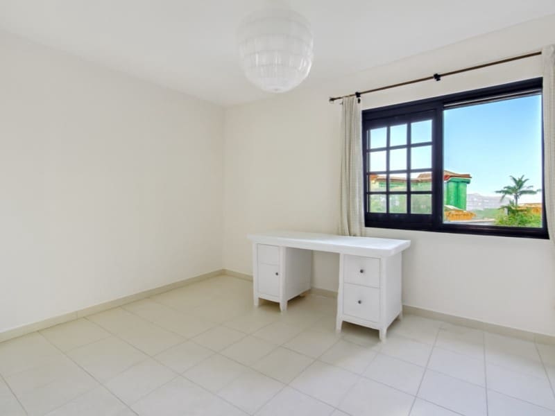 Chalet de 4 habitaciones en Puerto de la Cruz en venta - 629.000 € (Ref: 9998486)