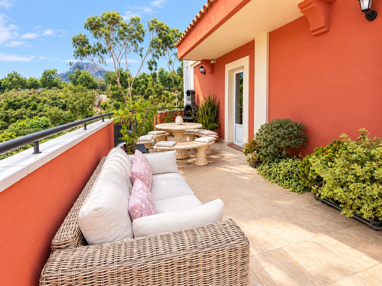1 slaapkamer Appartement te huur in Costa Adeje met zwembad - € 1.500 (Ref: 10166055)