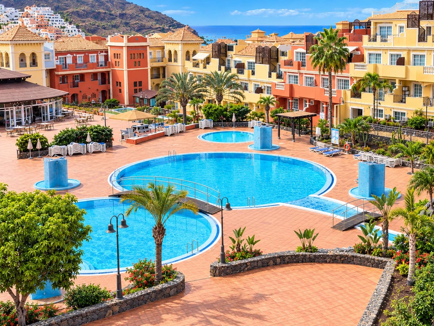 1 slaapkamer Appartement te huur in Costa Adeje met zwembad - € 1.500 (Ref: 10166055)