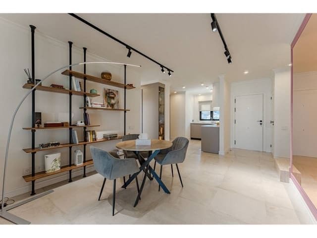 2 bedroom Semi-detached Villa for sale in Adeje with pool garage - € 605,000 (Ref: 8418719)