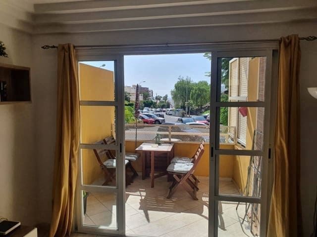 1 bedroom Flat for sale in Torviscas Bajo, Adeje with pool - € 285,000 (Ref: 8892080)