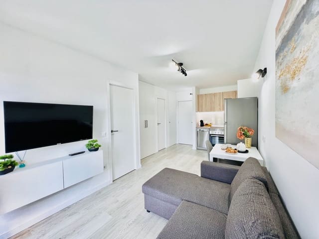 1 sovrum Lägenhet till salu i Torviscas Centro y Alto, Adeje med pool - 289 000 € (Ref: 8934837)