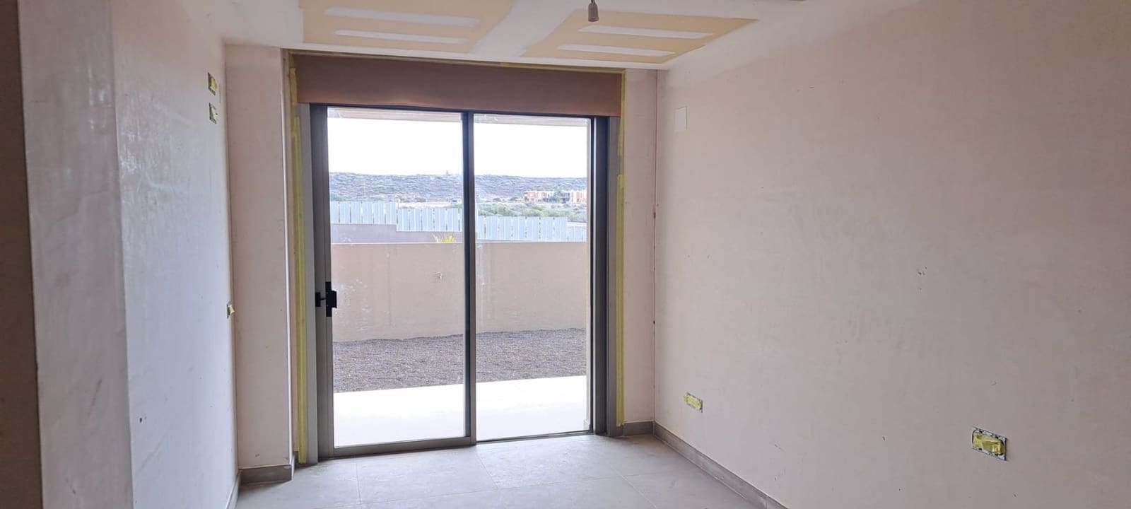 2 bedroom Apartment for sale in Granadilla de Abona with pool garage - € 450,000 (Ref: 8936585)