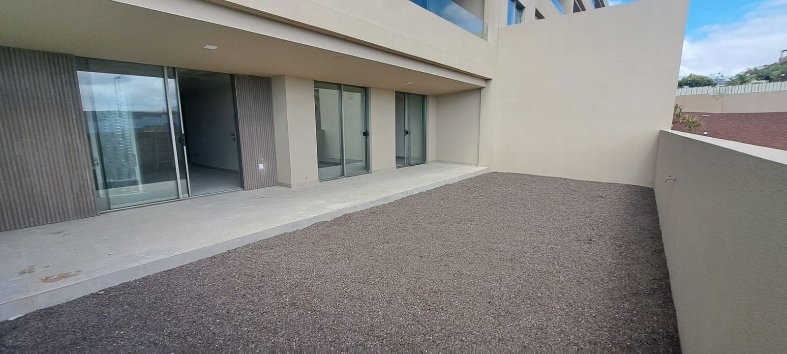 2 bedroom Apartment for sale in Granadilla de Abona with pool garage - € 450,000 (Ref: 8936585)