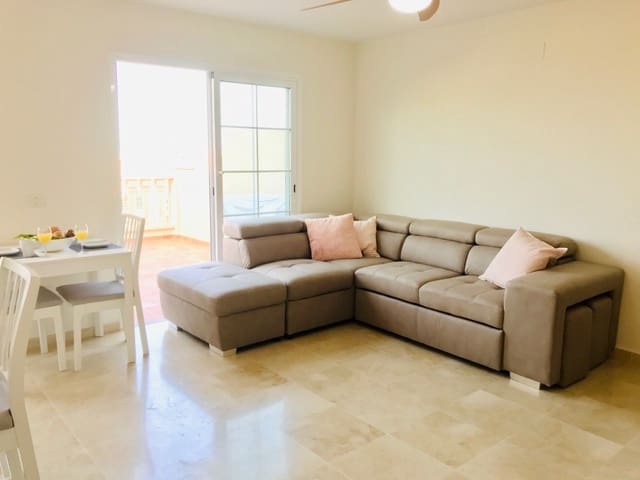 Casa de 2 habitaciones en Palm-Mar, Arona en venta con piscina garaje - 480.000 € (Ref: 9004643)