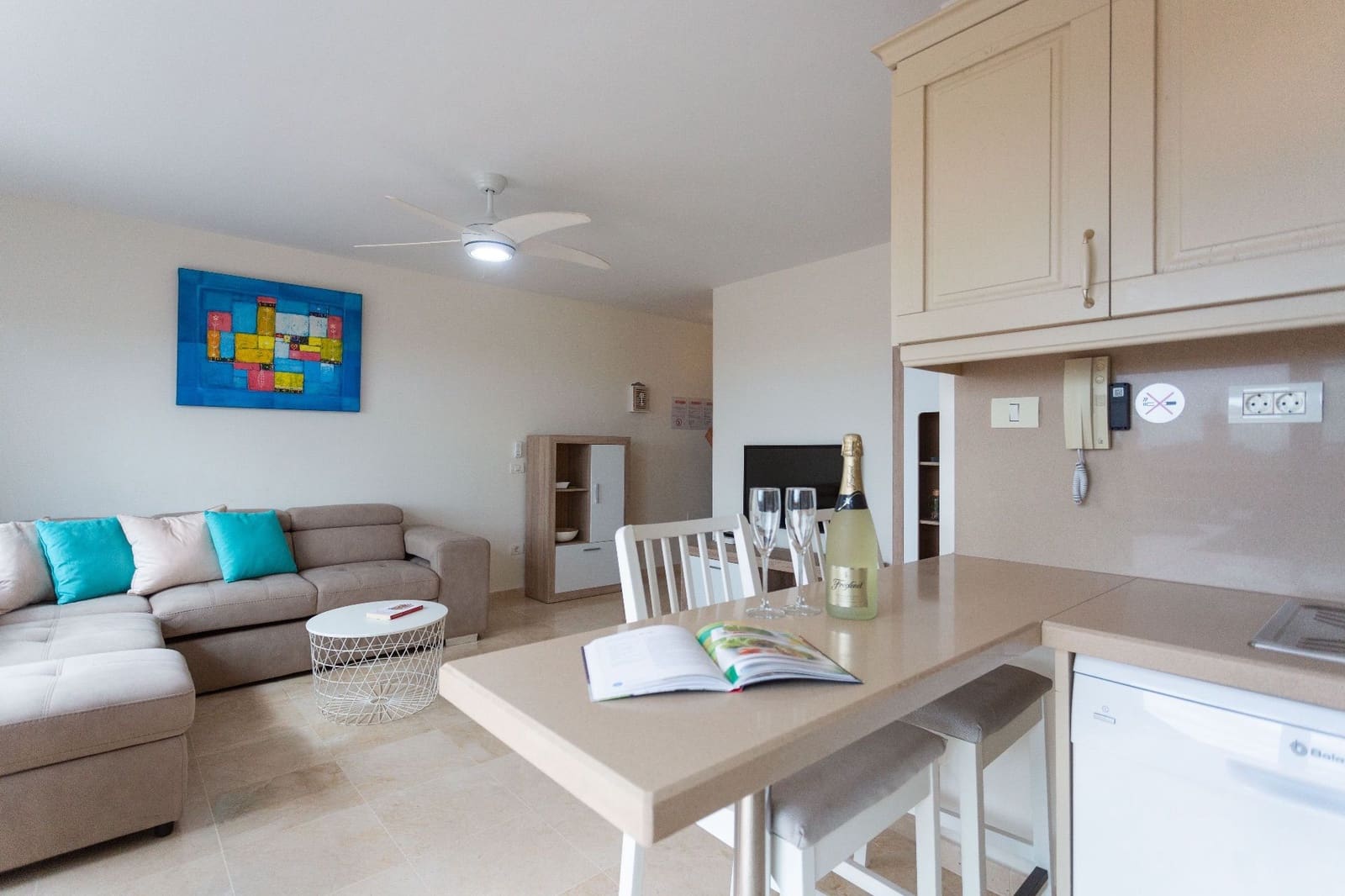 2 slaapkamer Huis te koop in Palm-Mar met zwembad garage - € 480.000 (Ref: 9004643)