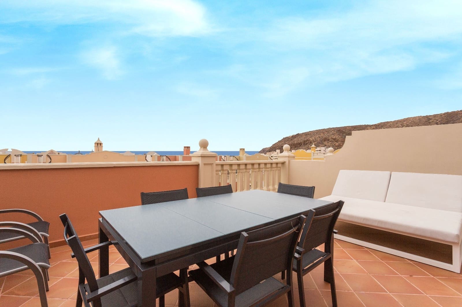 2 slaapkamer Huis te koop in Palm-Mar met zwembad garage - € 480.000 (Ref: 9004643)