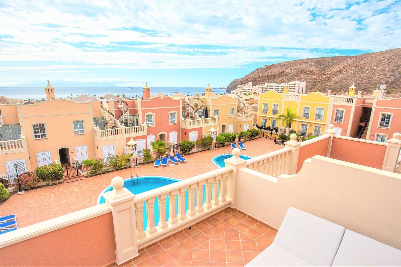 2 slaapkamer Huis te koop in Palm-Mar met zwembad garage - € 480.000 (Ref: 9004643)