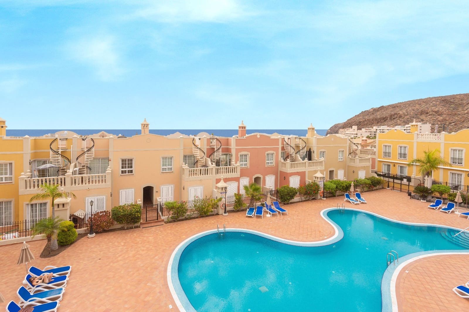 2 slaapkamer Huis te koop in Palm-Mar met zwembad garage - € 480.000 (Ref: 9004643)