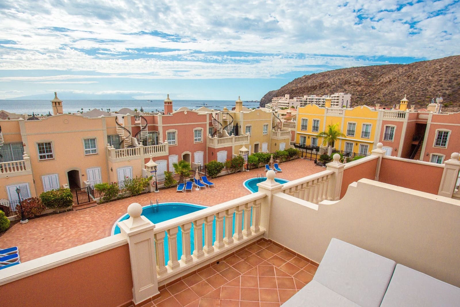 2 slaapkamer Huis te koop in Palm-Mar met zwembad garage - € 480.000 (Ref: 9004643)