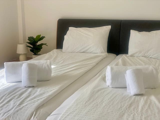 Chalet de 5 habitaciones en Playa de Fañabé Alto, Adeje en venta con piscina garaje - 1.850.000 € (Ref: 9022844)