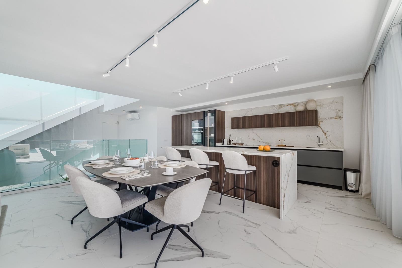 5 soveværelse Villa til salg i Costa Adeje med swimmingpool garage - € 3.500.000 (Ref: 9026300)