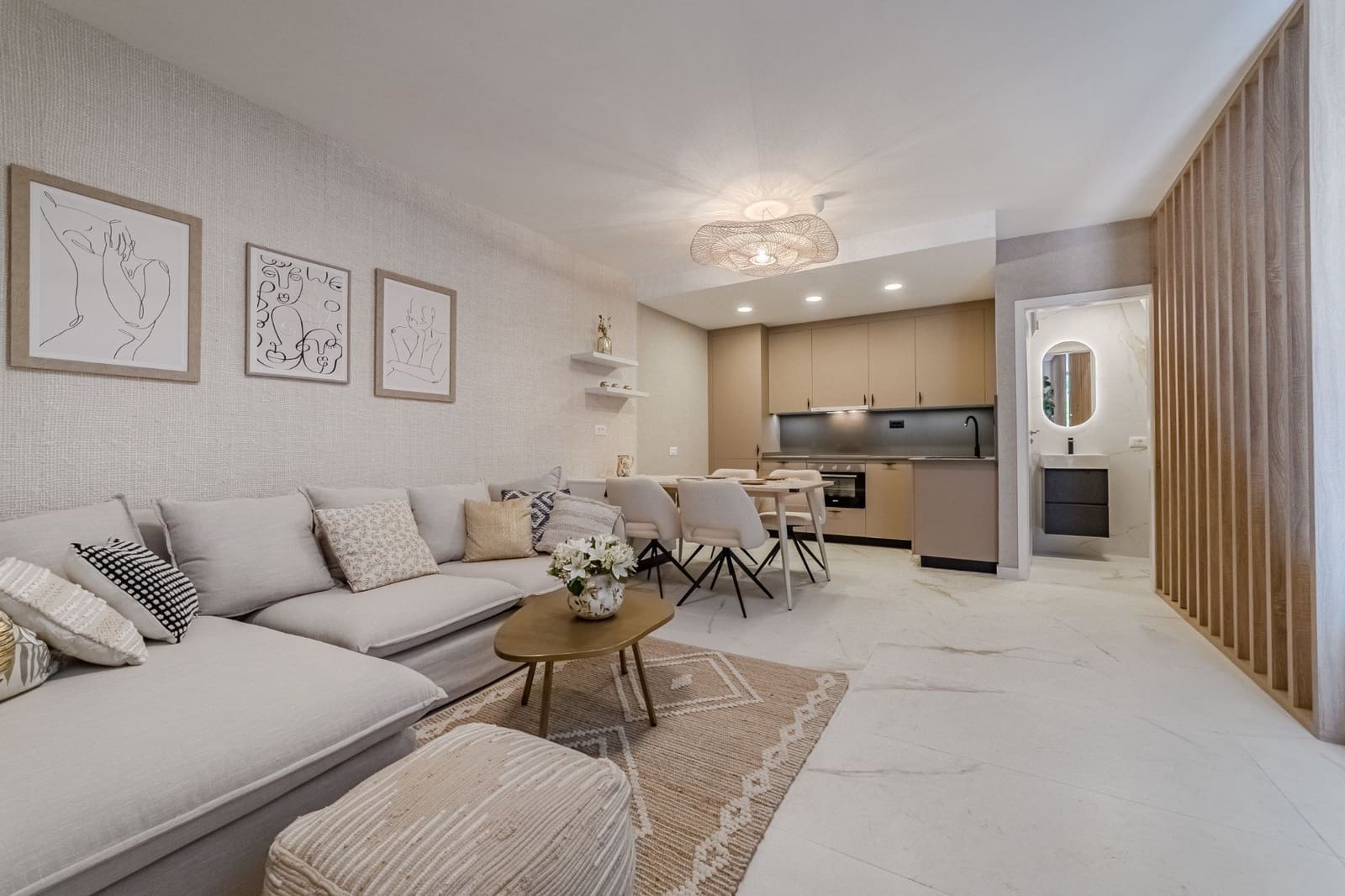 2 soveværelse Semi-Rækkehus til salg i Guia de Isora med garage - € 579.000 (Ref: 9077739)