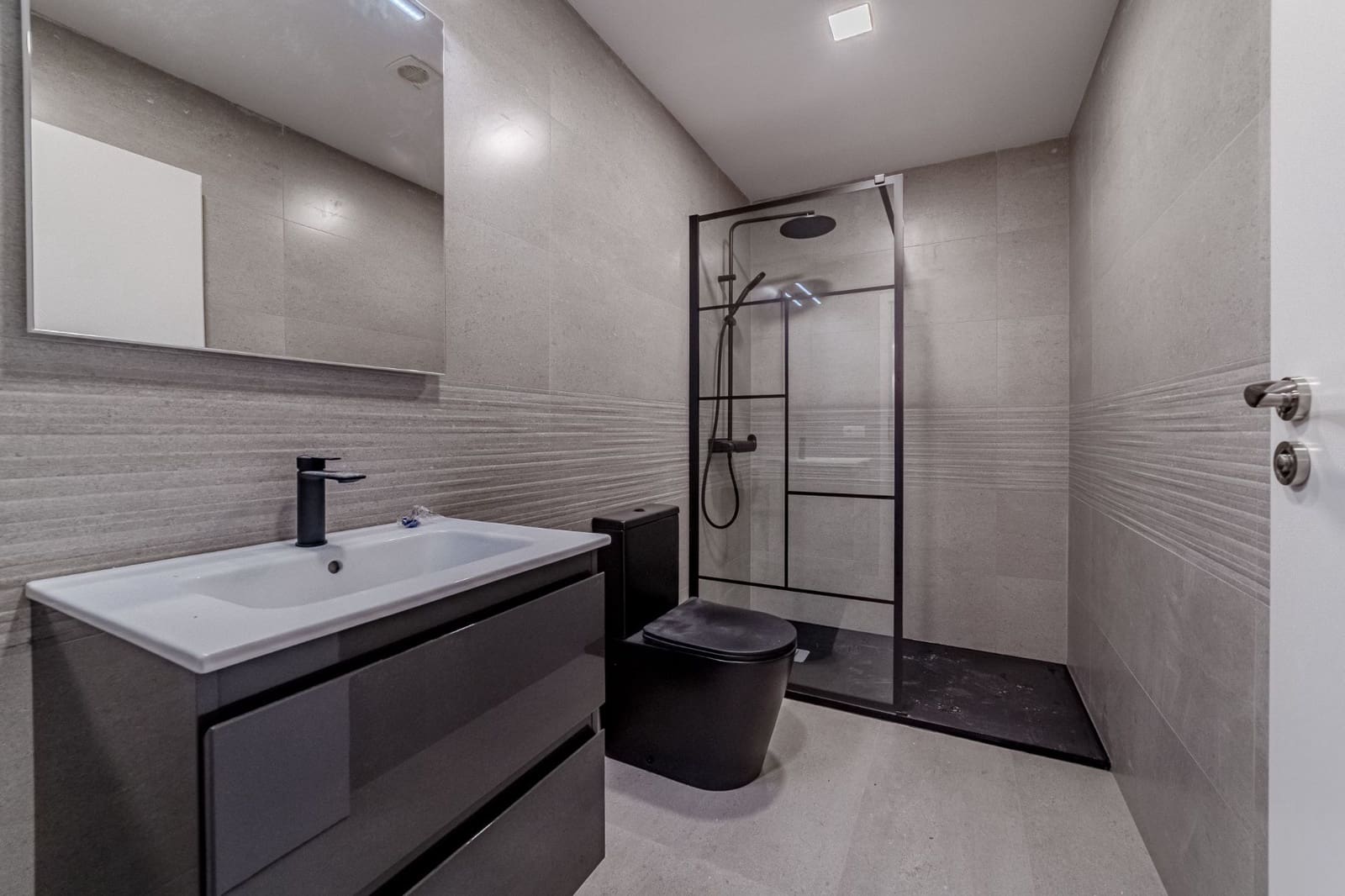 2 soveværelse Semi-Rækkehus til salg i Guia de Isora med garage - € 579.000 (Ref: 9077739)