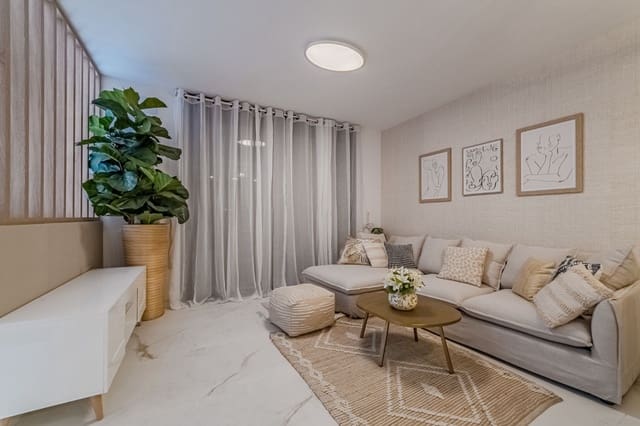 2 bedroom Semi-detached Villa for sale in Playa San Juan, Guía de Isora with garage - € 579,000 (Ref: 9077739)