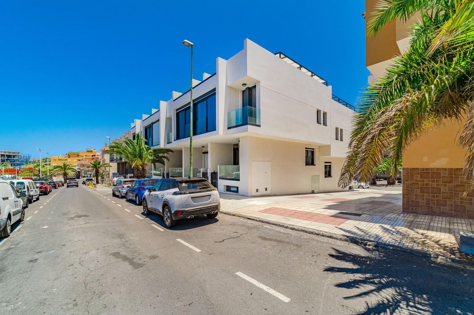 2 soveværelse Villa til salg i Guia de Isora med garage - € 529.000 (Ref: 9077740)