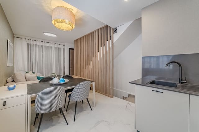 2 soverom Villa til salgs i Playa San Juan, Guía de Isora med garasje - € 529 000 (Ref: 9077740)