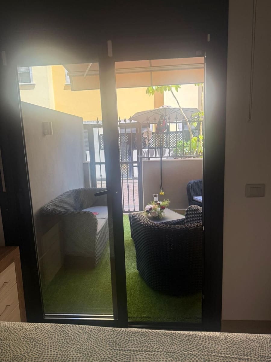 2 slaapkamer Appartement te koop in Costa Adeje met zwembad - € 365.000 (Ref: 9127955)