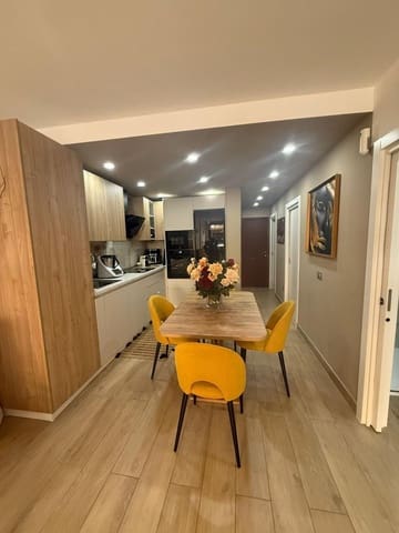 2 slaapkamer Appartement te koop in Costa Adeje, Adeje met zwembad - € 365.000 (Ref: 9127955)