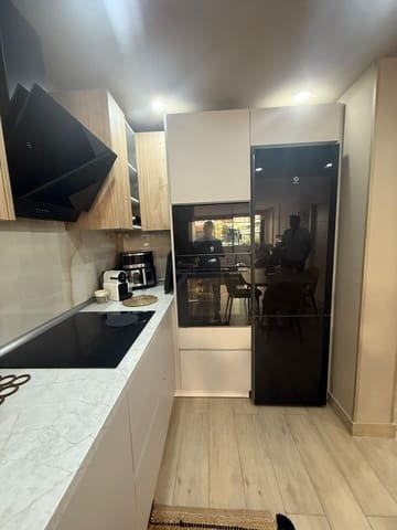 2 slaapkamer Appartement te koop in Costa Adeje, Adeje met zwembad - € 365.000 (Ref: 9127955)