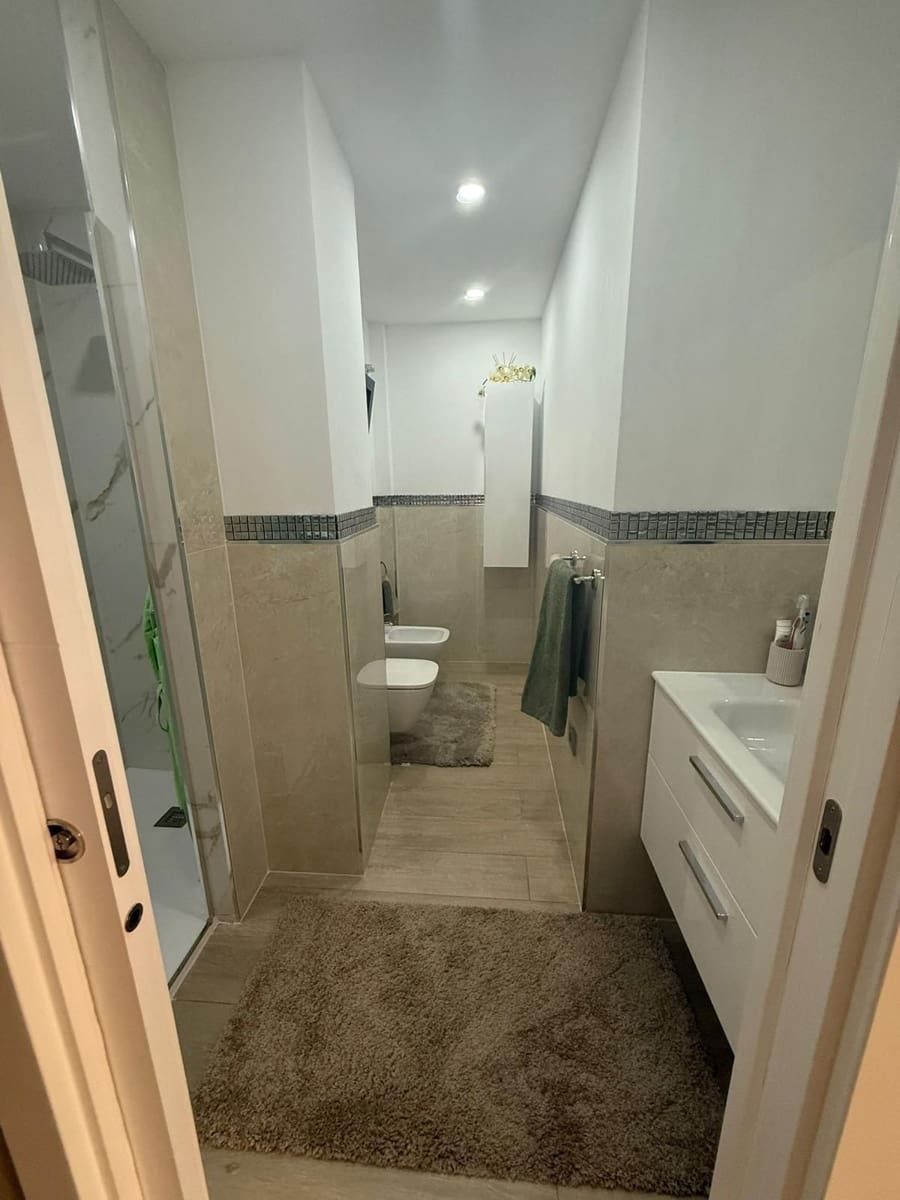 2 slaapkamer Appartement te koop in Costa Adeje met zwembad - € 365.000 (Ref: 9127955)