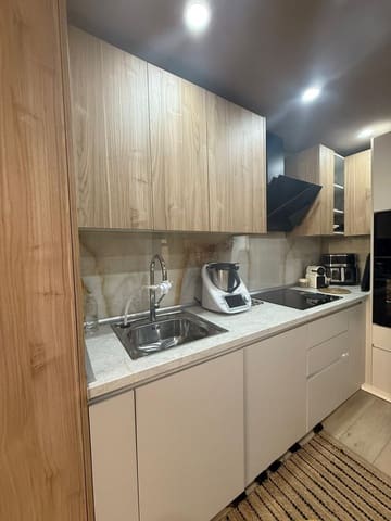 2 slaapkamer Appartement te koop in Costa Adeje, Adeje met zwembad - € 365.000 (Ref: 9127955)