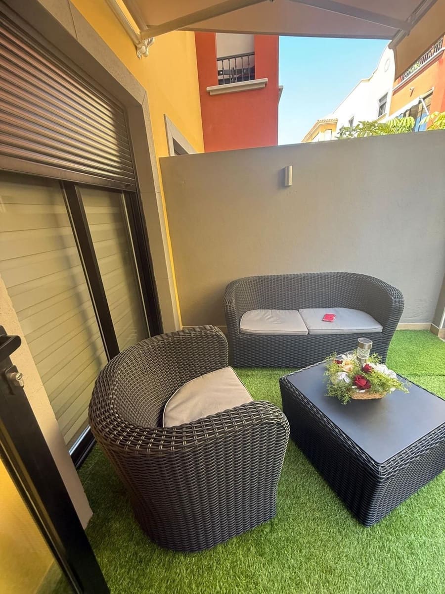 2 slaapkamer Appartement te koop in Costa Adeje met zwembad - € 365.000 (Ref: 9127955)