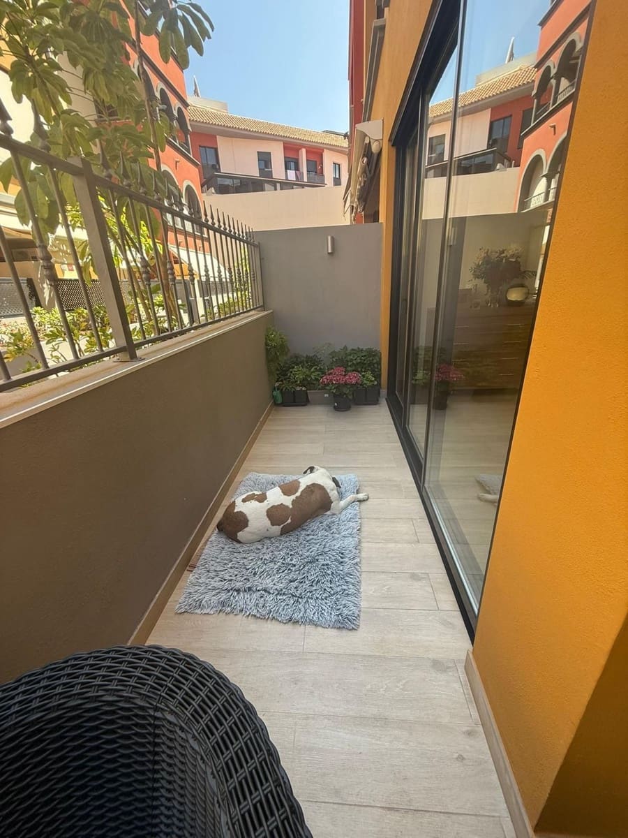 2 slaapkamer Appartement te koop in Costa Adeje met zwembad - € 365.000 (Ref: 9127955)