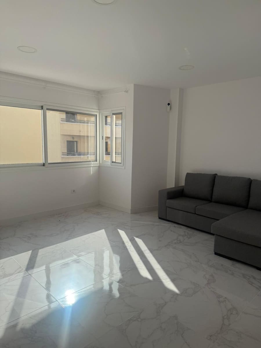 3 bedroom Apartment for sale in Costa Adeje - € 395,000 (Ref: 9129453)