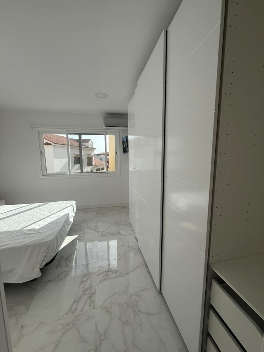 3 bedroom Apartment for sale in Costa Adeje - € 395,000 (Ref: 9129453)