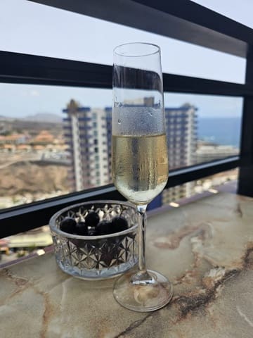 1 sypialnia Apartament na sprzedaż w Playa Paraiso, Adeje z basenem - 265 000 € (Ref: 9177177)