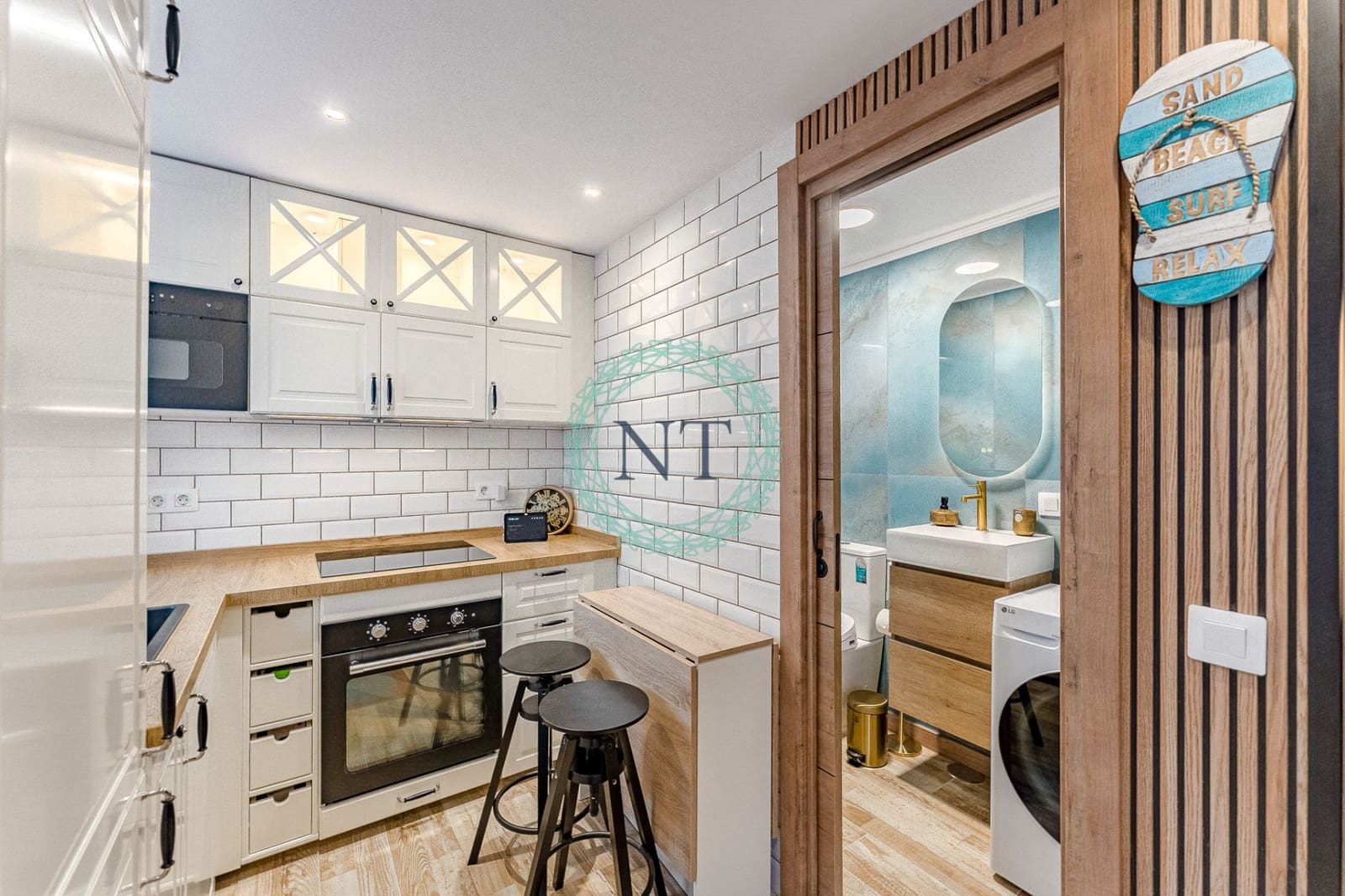 1 soverom Leilighet til salgs i Costa Adeje - € 675 000 (Ref: 9202153)