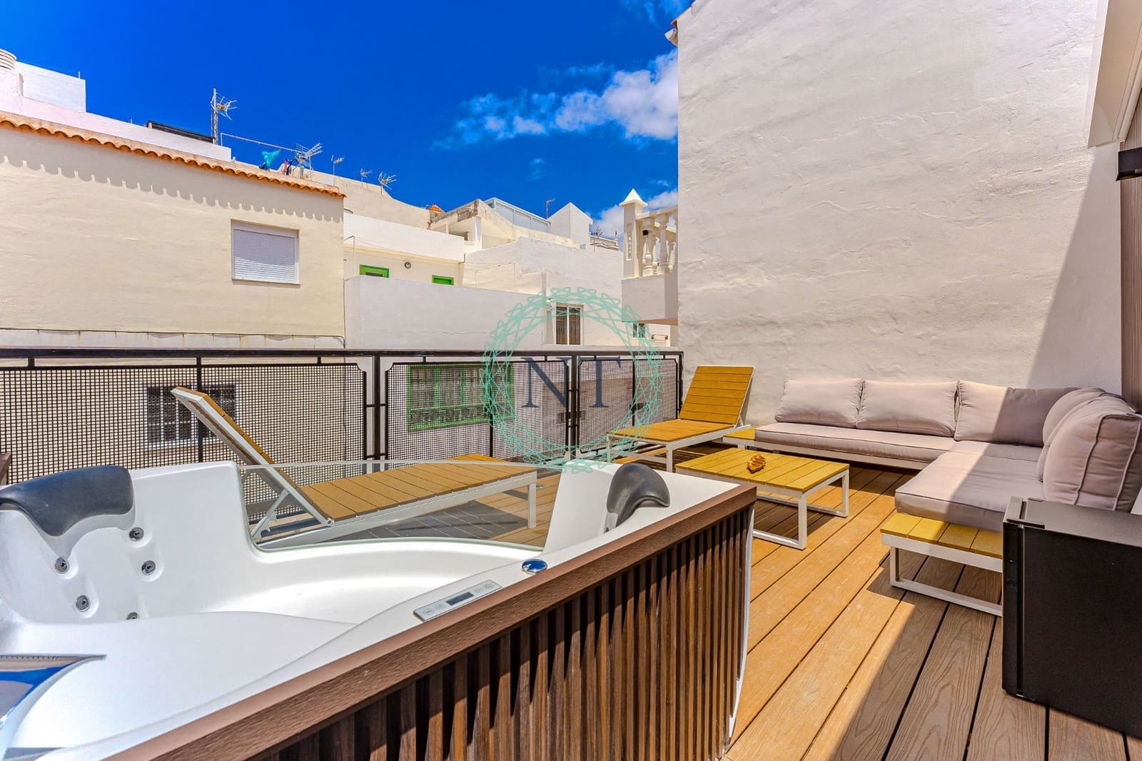 1 soverom Leilighet til salgs i Costa Adeje - € 675 000 (Ref: 9202153)