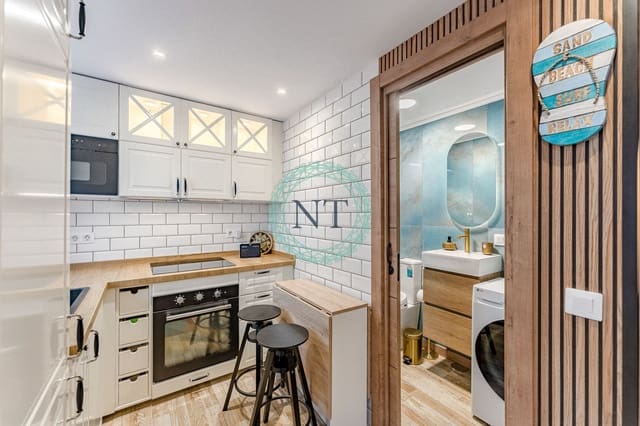 1 soverom Leilighet til salgs i La Caleta Adeje, Adeje - € 675 000 (Ref: 9202153)