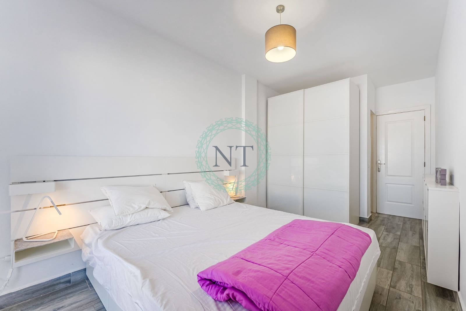 2 quarto Moradia Geminada para venda em Costa Adeje com piscina garagem - 445 000 € (Ref: 9202154)