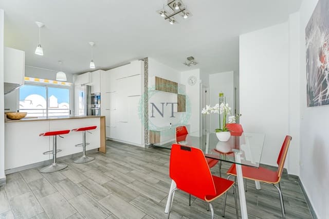 2 quarto Moradia Geminada para venda em Costa Adeje, Adeje com piscina garagem - 445 000 € (Ref: 9202154)