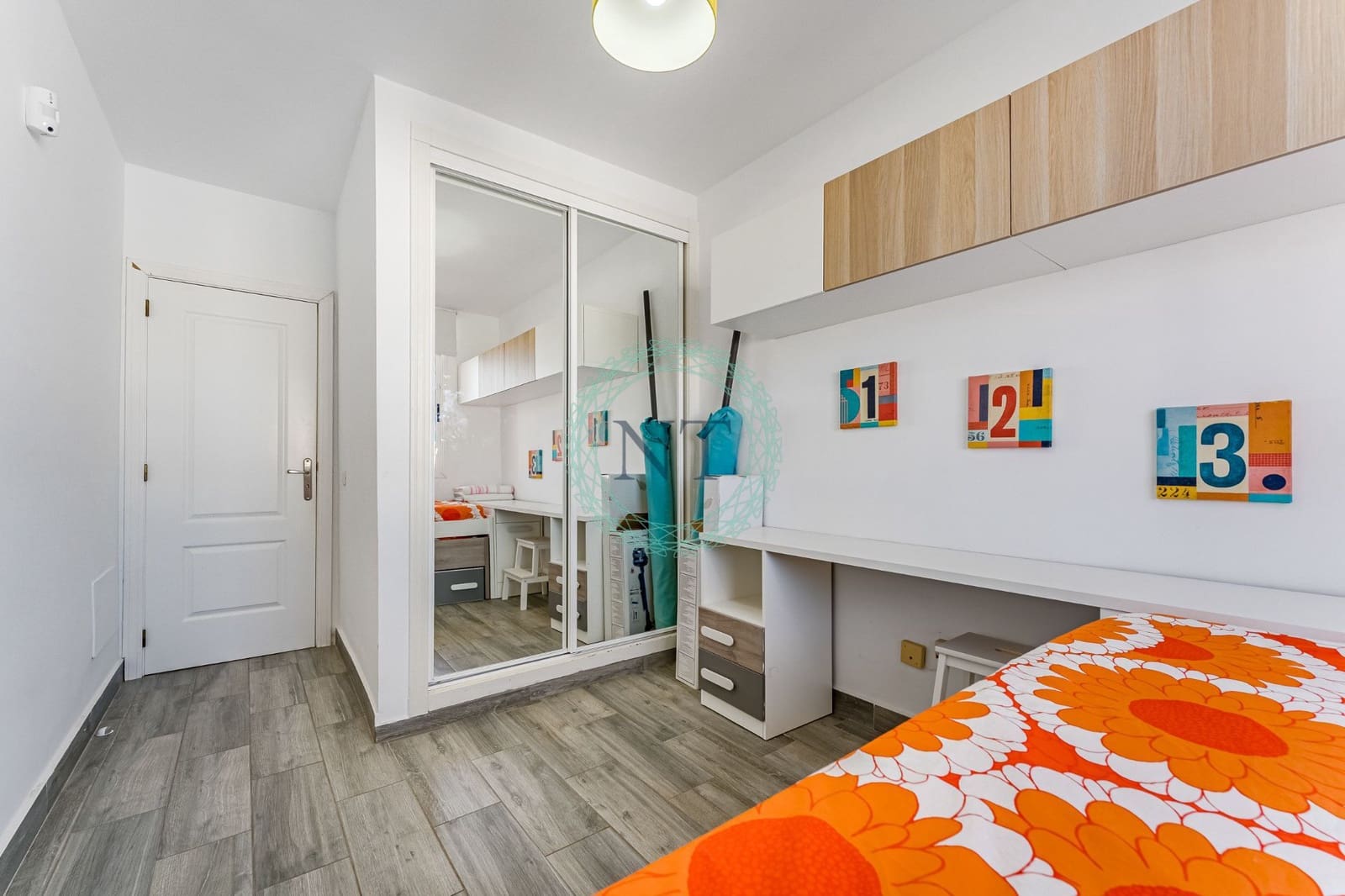 2 quarto Moradia Geminada para venda em Costa Adeje com piscina garagem - 445 000 € (Ref: 9202154)