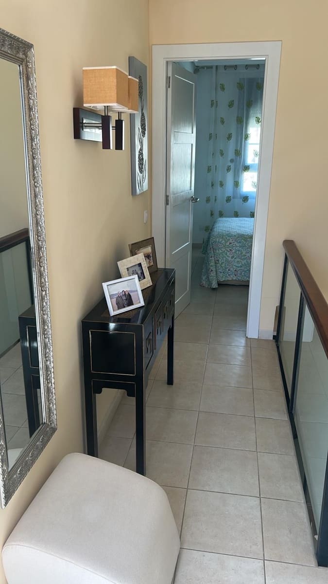 3 slaapkamer Huis te huur in Costa Adeje met zwembad garage - € 3.800 (Ref: 9340555)