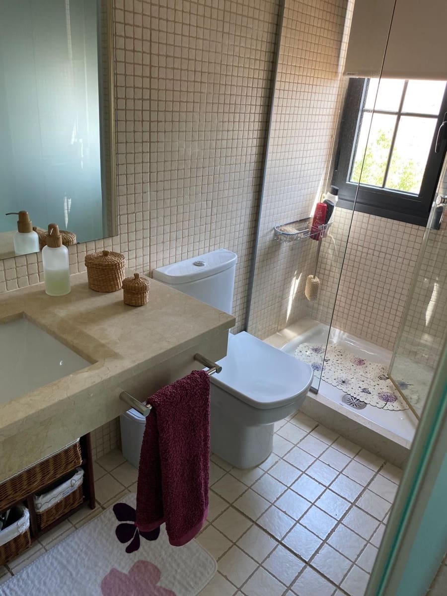 3 slaapkamer Huis te huur in Costa Adeje met zwembad garage - € 3.800 (Ref: 9340555)