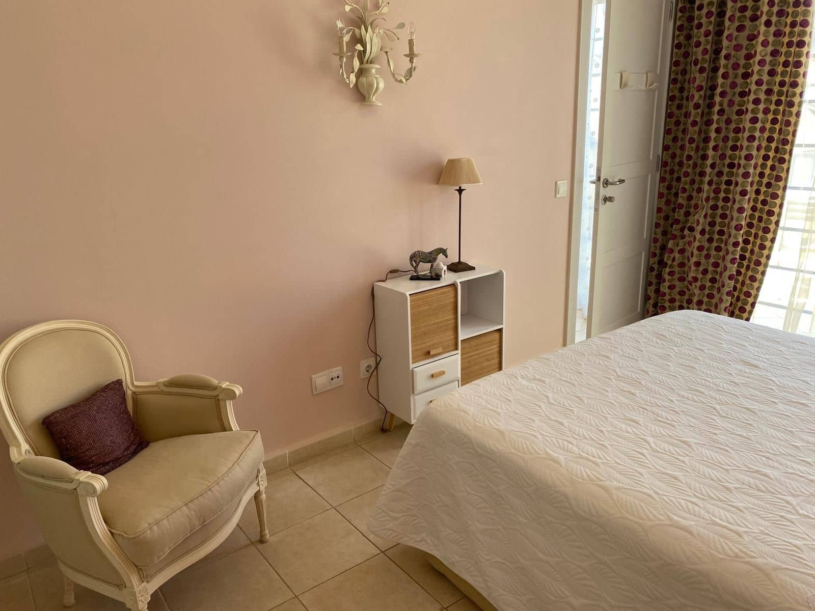 3 slaapkamer Huis te huur in Costa Adeje met zwembad garage - € 3.800 (Ref: 9340555)